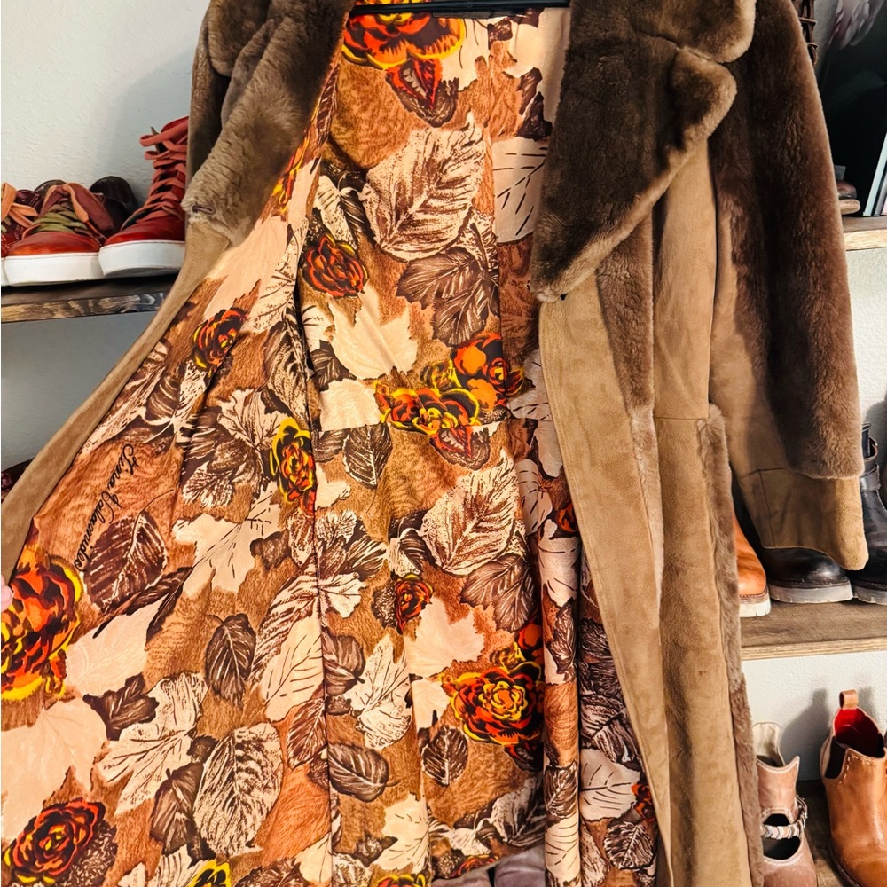 1960’s Vintage Koslow’s fur coat - Picture 5 of 16